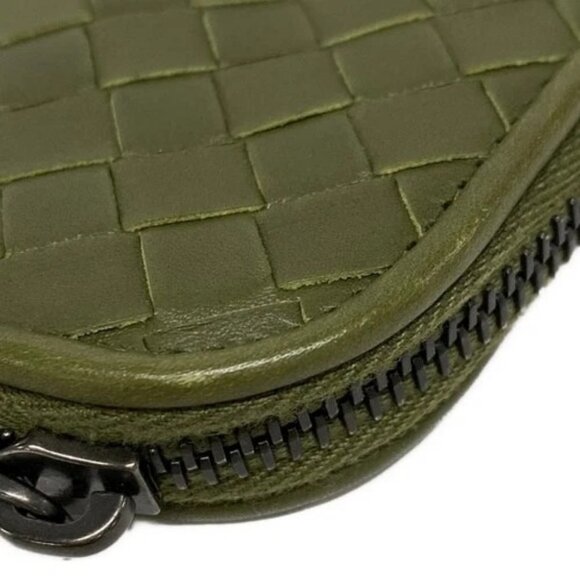 Auth BOTTEGA VENETA Intrecciato - Khaki Leather B********* Clutch Bag - Picture 13 of 16